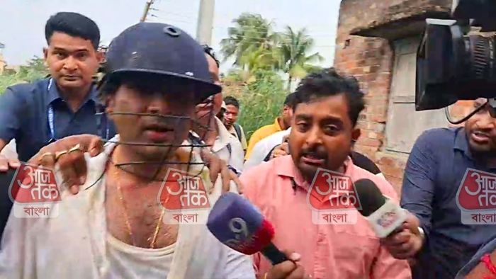 অভিষেকের ওপর হামলা।-ফাইল ছবি