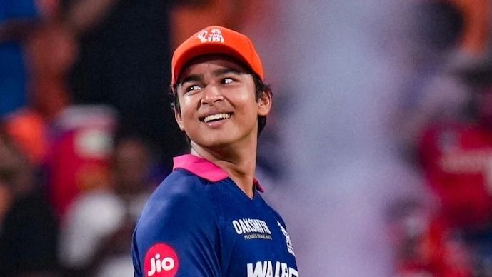 ১৫ বছর বয়সেই ইন্ডিয়া-এ দলে ডাক! বৈভবে মুগ্ধ BCCI, জাতীয় দলে এন্ট্রি কবে?