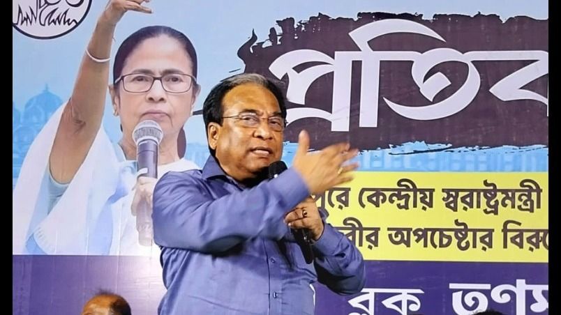  ১৪ বছর ধরে সল্টলেকে বাড়ি দখল ও শ্লীলতাহানি, গ্রেফতার তৃণমূল মুখপাত্র জয়প্রকাশ 