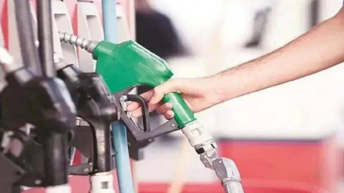 এরা পেট্রোল পাম্প থেকে আর পাবেন না তেল, বড় ঘোষণা সরকারের