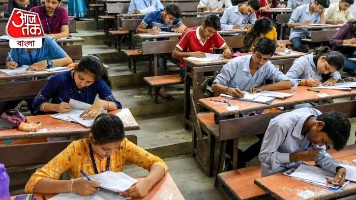 অফিসিয়াল ওয়েবসাইট থেকে প্রবেশপত্র ডাউনলোড করা যাবে।