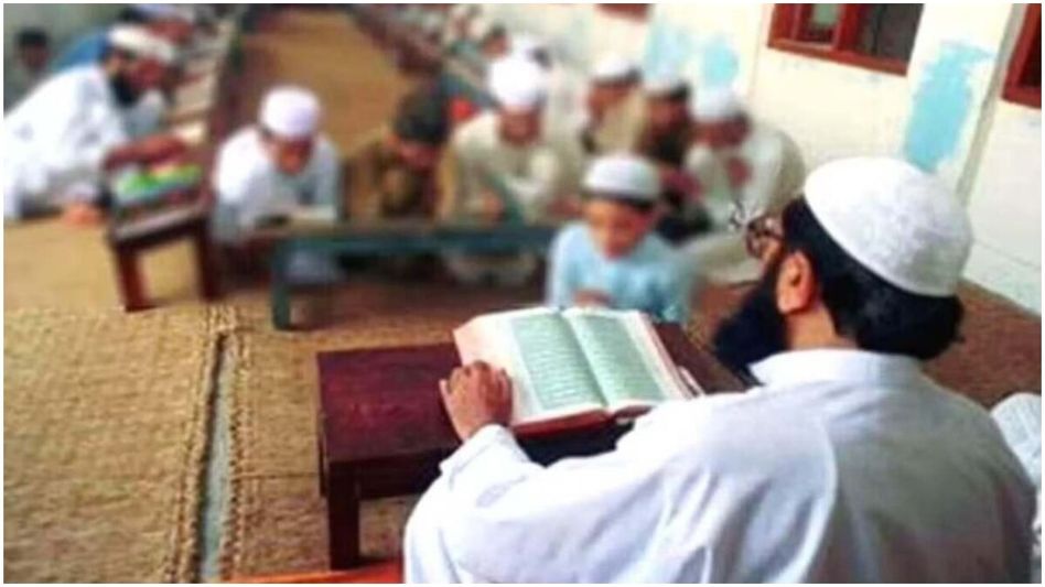 বাংলায় ‘খারিজি’ মাদ্রাসা কত? তালিকা তৈরির কাজ শুরু, ইউপি মডেলে কড়া পদক্ষেপের ইঙ্গিত বাংলায় ‘খারিজি’ মাদ্রাসা কত? তালিকা তৈরির কাজ শুরু, ইউপি মডেলে কড়া পদক্ষেপের ইঙ্গিত