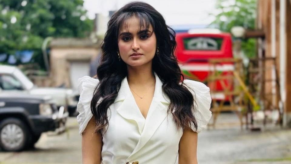 শিঞ্জিনী চক্রবর্তী (ছবি: ফেসবুক)