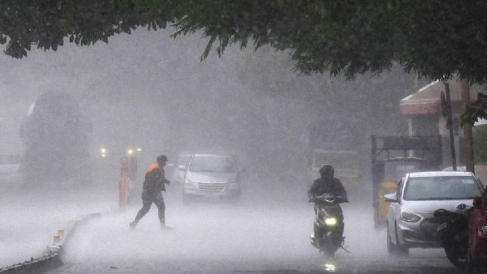 ভারী বৃষ্টির সতর্কতা জারি।-ফাইল ছবি