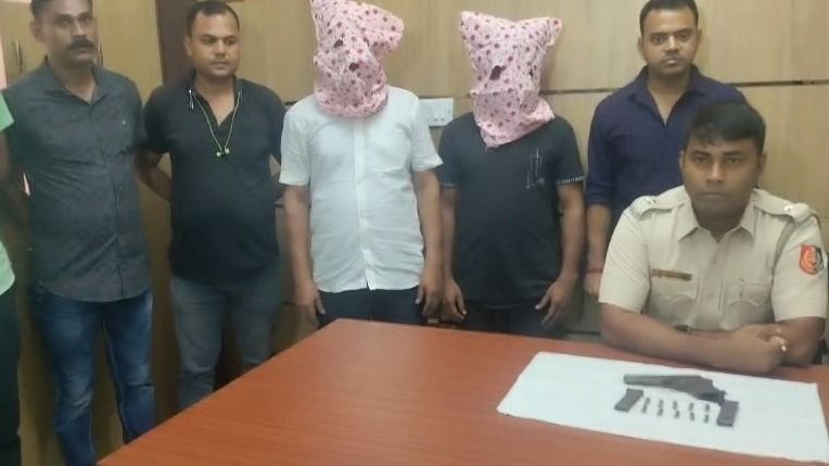 বেআইনি অস্ত্র সহ গ্রেফতার তৃণমূল নেতা