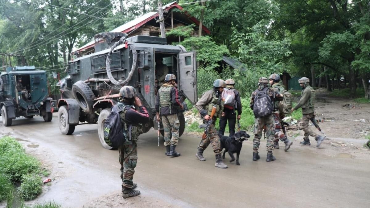 কাশ্মীরের গুলমার্গে LOC-র কাছে ব্লাস্ট, মৃত ১; জখম ৪