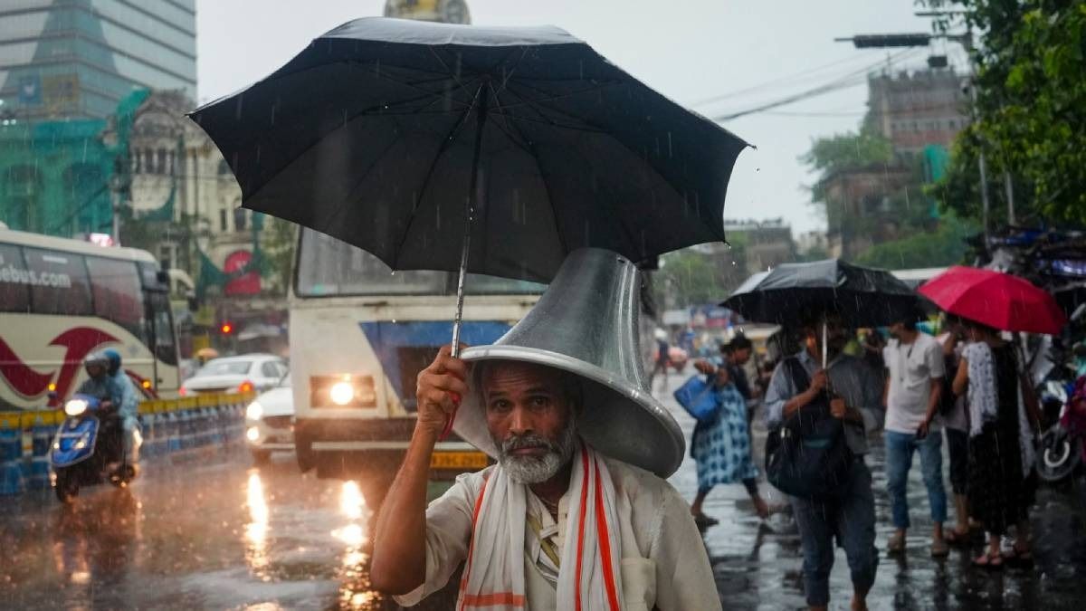আজ কি বৃষ্টি হবে, গুমোট গরম কমতে পারে? আবহাওয়ার লেটেস্ট আপডেট