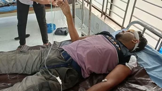 ঢাকায় মন্দিরের পুরোহিতকে চরম শারীরিক ও মানসিক অত্যাচার, ঠিক কী ঘটেছে?