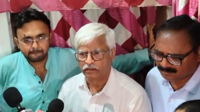 ধর্ষণ ও খুনের ঘটনায় নাবালিকার পরিবারের সঙ্গে দেখা করল বামেরা
