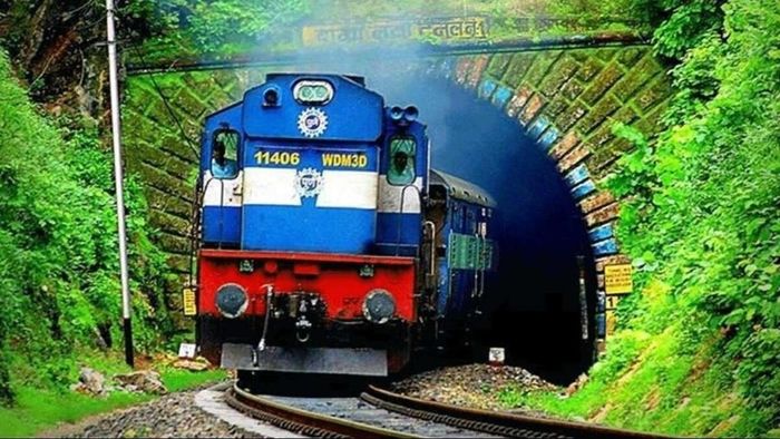 ভারতীয় রেলে চাকরির বড় সুযোগ।-ফাইল ছবি