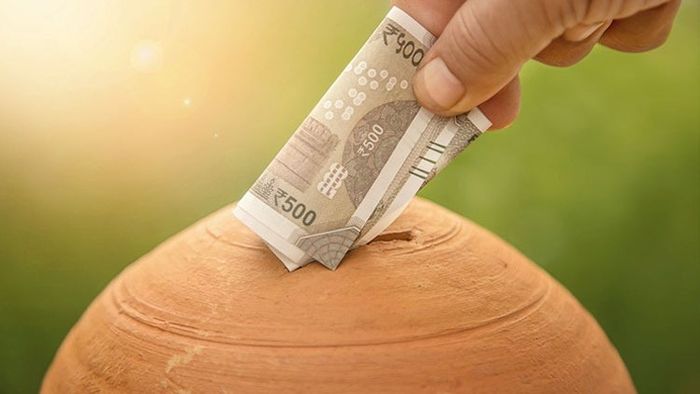 Piggy Bank Place Vastu Tips: টাকা জমানোর ভাঁড় এদিকে রাখলে লাখপতি, ওই দিকে রাখলে কাঙাল; আপনি কোনদিকে রাখেন?