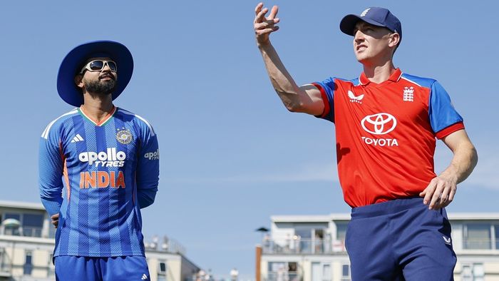 India Vs England T20: ইংল্যান্ডের মাটিতে টস ভাগ্য বদলাল শ্রেয়সের, ব্রিস্টলে ভারত অধিনায়কের ভাগ্যে জুড়ল বিরাট কোহলির এক অনন্য রেকর্ড