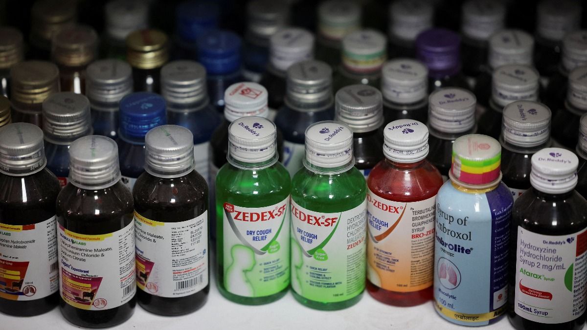 সিরাপ, টনিক, পেনকিলার নিয়ে কড়া অ্যাকশন কেন্দ্রের, যে ওষুধগুলি কিনতে এ বার প্রেসক্রিপশন মাস্ট