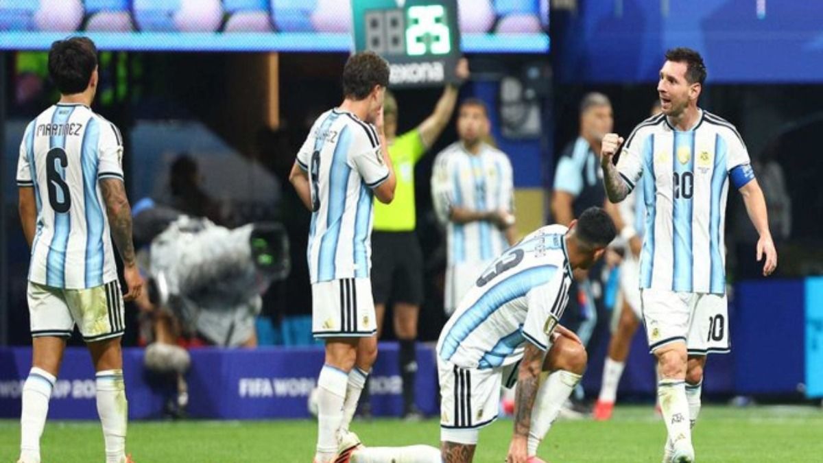 FIFA কি বাড়তি সুবিধা দিচ্ছে আর্জেন্টিনাকে? কড়া জবাব মেসিদের কোচের 