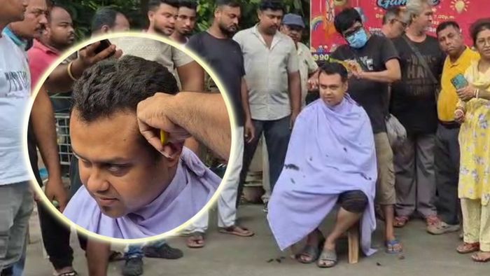 মমতাকে গদি থেকে সরিয়ে প্রথমে চুল কাটলেন কৌস্তভ