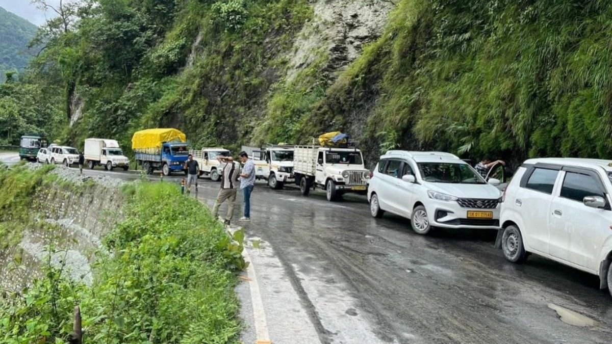 শিলিগুড়ি-সিকিম সরাসরি যোগাযোগ বন্ধ, আপাতত কোন পথে যাওয়া যাচ্ছে গ্যাংটক-ছাঙ্গু?