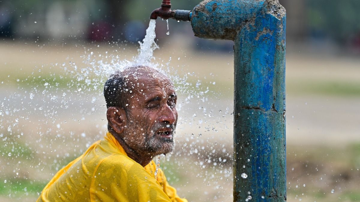  এ বছর শীতকালেও ফ্যান চালাতে হতে পারে? পূর্বাভাস বেশ উদ্বেগের