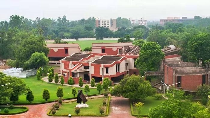 আইআইটি কানপুর