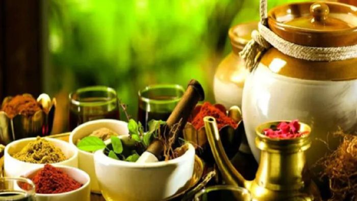 আয়ুর্বেদ ডাক্তারদের ছোট করলে কী হবে?
