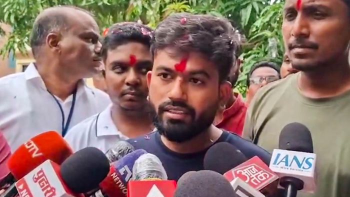 দিপকে কি বিপদে পড়বেন?