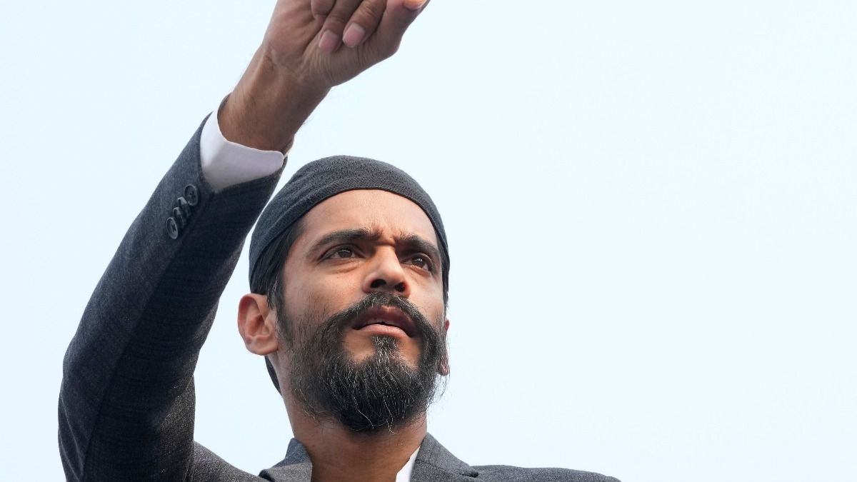 মসজিদের লাউডস্পিকার খোলার অভিযোগ, ডিজিপিকে চিঠি নওশাদ সিদ্দিকির