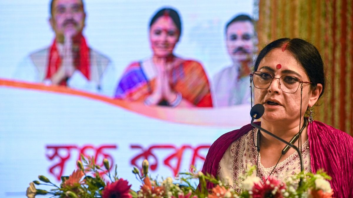 মহিলাদের জন্য স্বাধীনতার বার্তা , ১৪ অগাস্ট ‘রাত দখলে’র ডাক মন্ত্রী অগ্নিমিত্রার