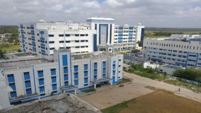 পশ্চিমবঙ্গের মেডিক্যাল কলেজের হস্টেল