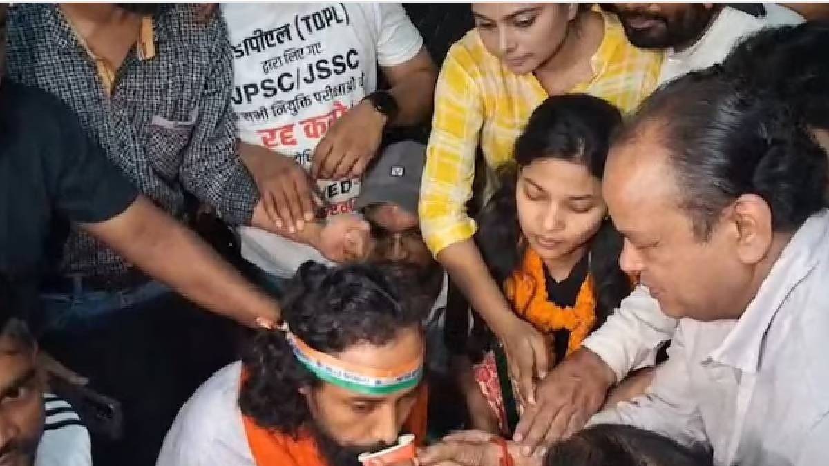 পরীক্ষা বাতিল, ১৬ দিনের অনশন ভাঙলেন ঝাড়খণ্ডের ছাত্রনেতা দেবেন্দ্র, CBI তদন্তের দাবি জারি