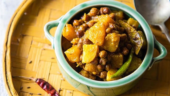 কুমড়ো আলুর ছক্কা