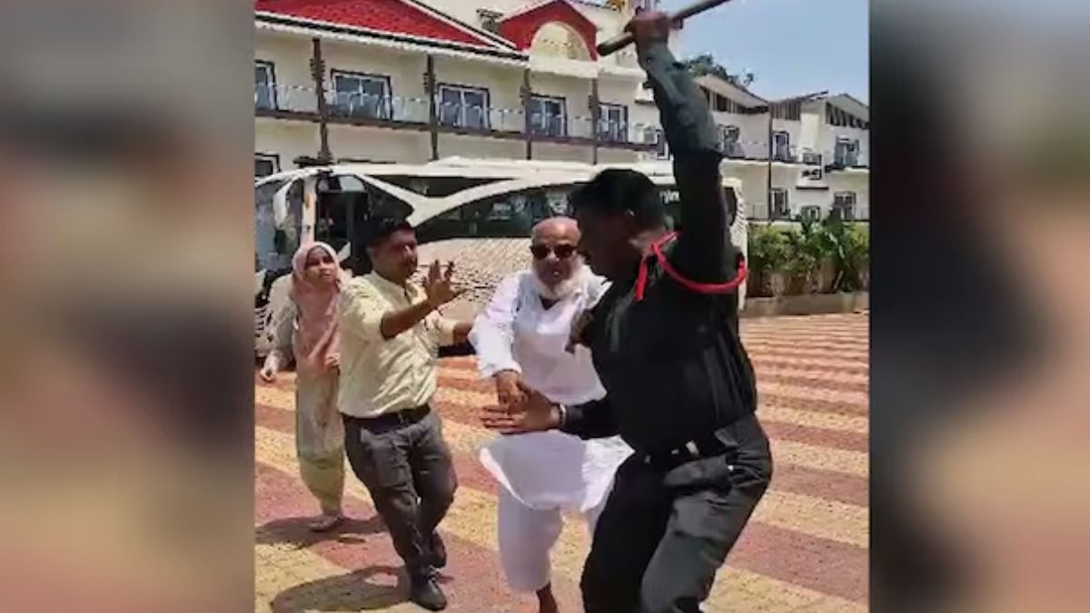 মন্দারমণিতে রুম খুঁজতে গিয়ে পর্যটকদের ব্যাপক মারধরের অভিযোগ