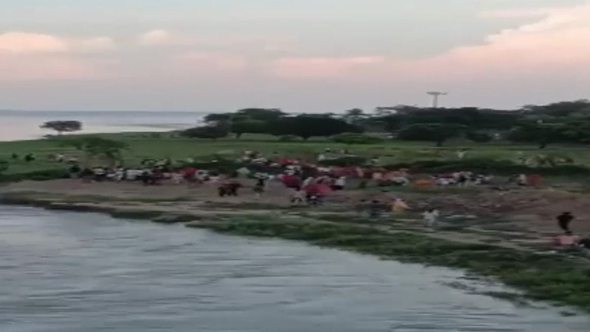 ভয়াল পদ্মায় ডুবন্ত ১০ বাংলাদেশির প্রাণ বাঁচাল BSF, জটিলতা ছাড়াই পাঠানো হল নিজেদের দেশে