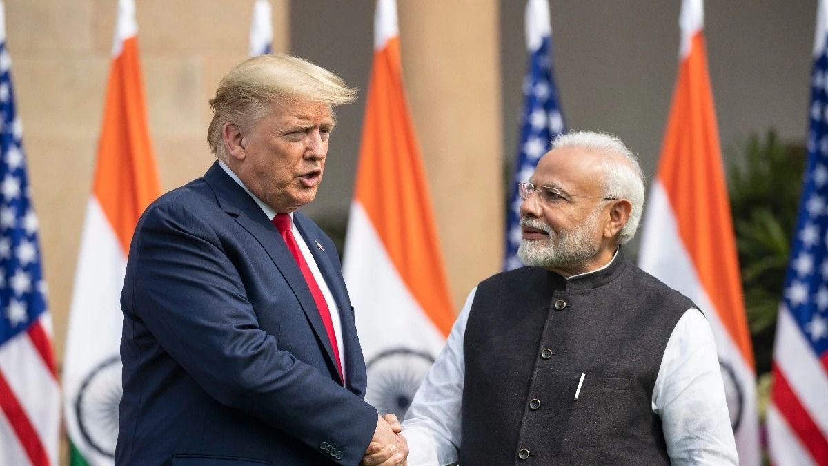 রাশিয়ার তেল কিনলেই ১০০% ট্যারিফ? ভারতের উপর চাপ বাড়াচ্ছে আমেরিকা