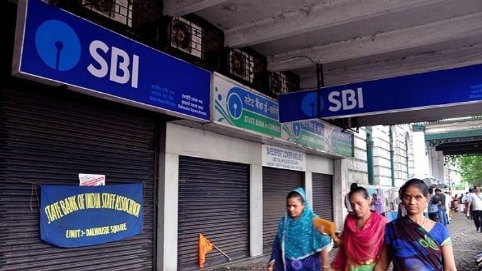 three days bank strike: রবিবার কোন কাজ হবে, কোন কাজ হবে না? জানুন।