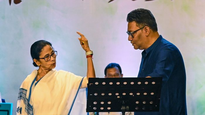 মমতা বন্দ্যোপাধ্যায় ও ইন্দ্রনীল সেন