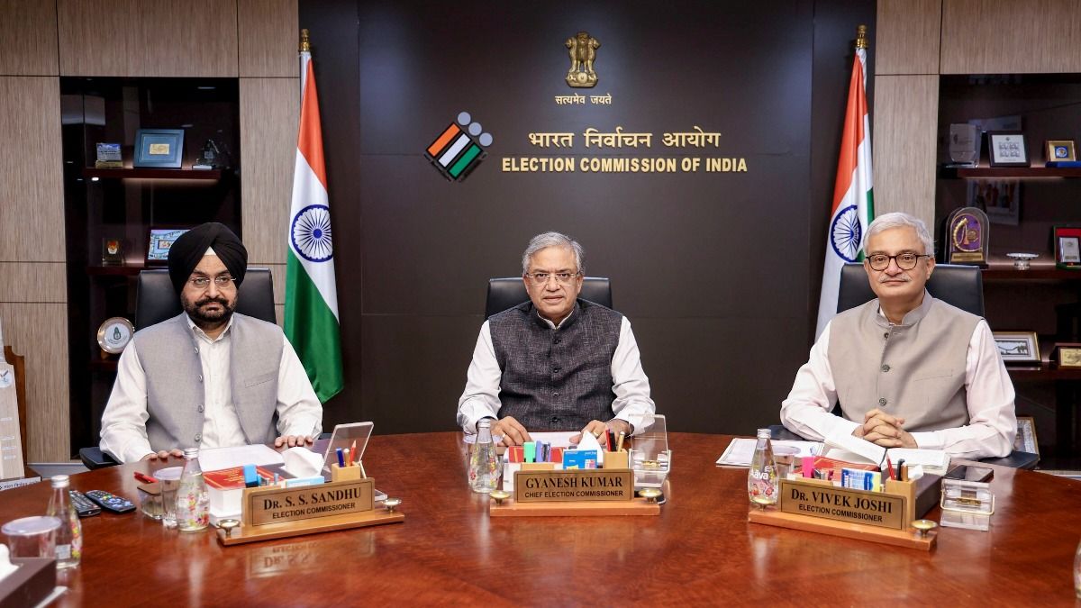  হঠাত্‍ জ্ঞানেশ কুমারের ছত্তিশগড় সফর স্থগিত, কারণ অজ্ঞাত, ঠিক কী চলছে? 