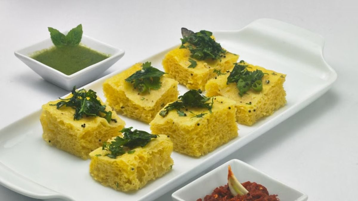 বাঙালি মুগ ডাল দিয়েই তৈরি করুন ধোকলা