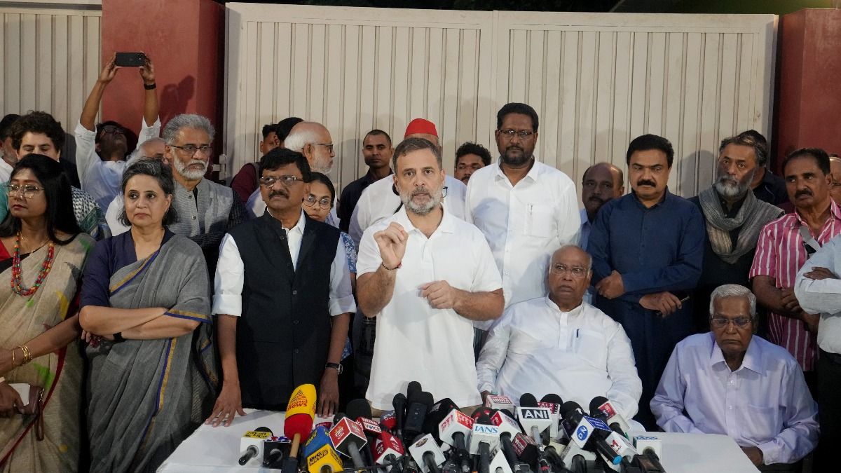 INDIA ব্লকের বৈঠকে  একজোট বিরোধীরা, 'মোদী-শাহ-জ্ঞানেশকে ছাড়ব না', হুঙ্কার রাহুলের