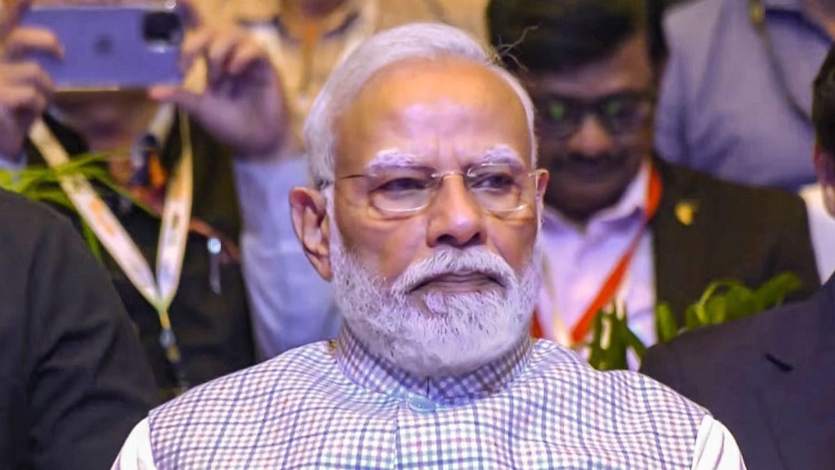 দিল্লিতে আন্দোলনের মধ্যেই পদত্যাগ করলেন মোদীর মন্ত্রী, সাংসদ পদ থেকেও ইস্তফা 