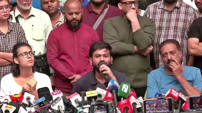 নেহা বোরা, অভিজিৎ দীপকে