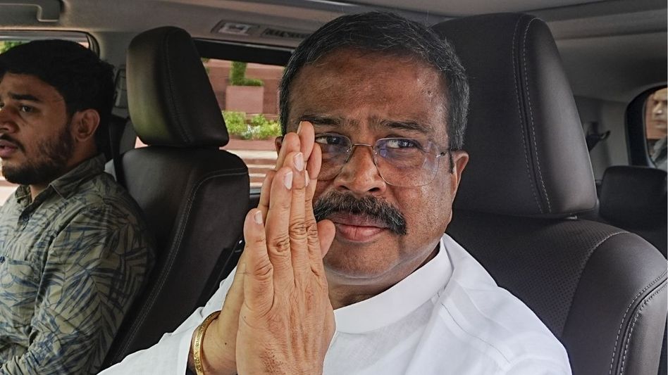 'বাংলাদেশ থেকে অনুপ্রাণিত, আসল উদ্দেশ্য ফাঁস,' CJP ও রাহুলকে এ বার নিশানা সেই ধর্মেন্দ্রর 'বাংলাদেশ থেকে অনুপ্রাণিত, আসল উদ্দেশ্য ফাঁস,' CJP ও রাহুলকে এ বার নিশানা সেই ধর্মেন্দ্রর