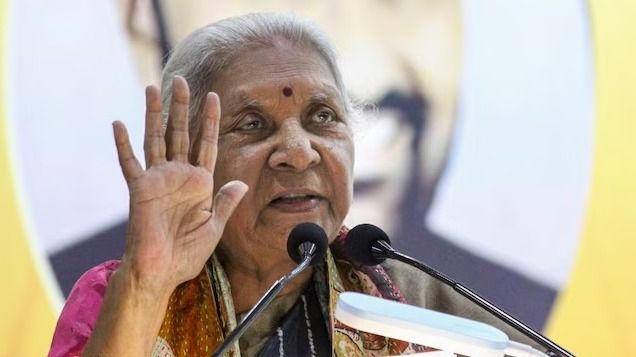 প্রেমিকা থাকা আপত্তির নয়, তবে প্রতিশ্রুতি দিলে বিয়ে করতেই হবে; তরুণদের বার্তা UP-র রাজ্যপালের   