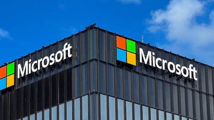 চাকরি হারাবে Microsoft-এর ৬০ হাজার কর্মী, AI-তে বিপুল বিনিয়োগ কোম্পানির