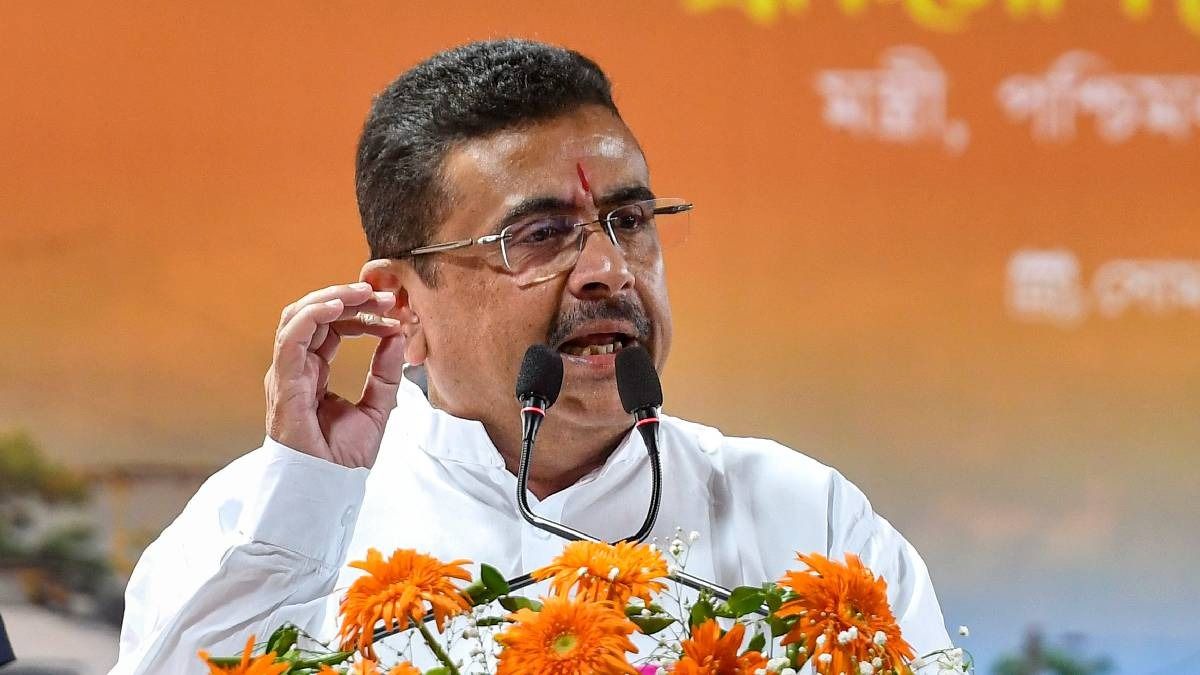 শিক্ষকদের সংঘঠনেও কোপ পড়বে? যা বললেন শুভেন্দু অধিকারী (ছবি: পিটিআই)