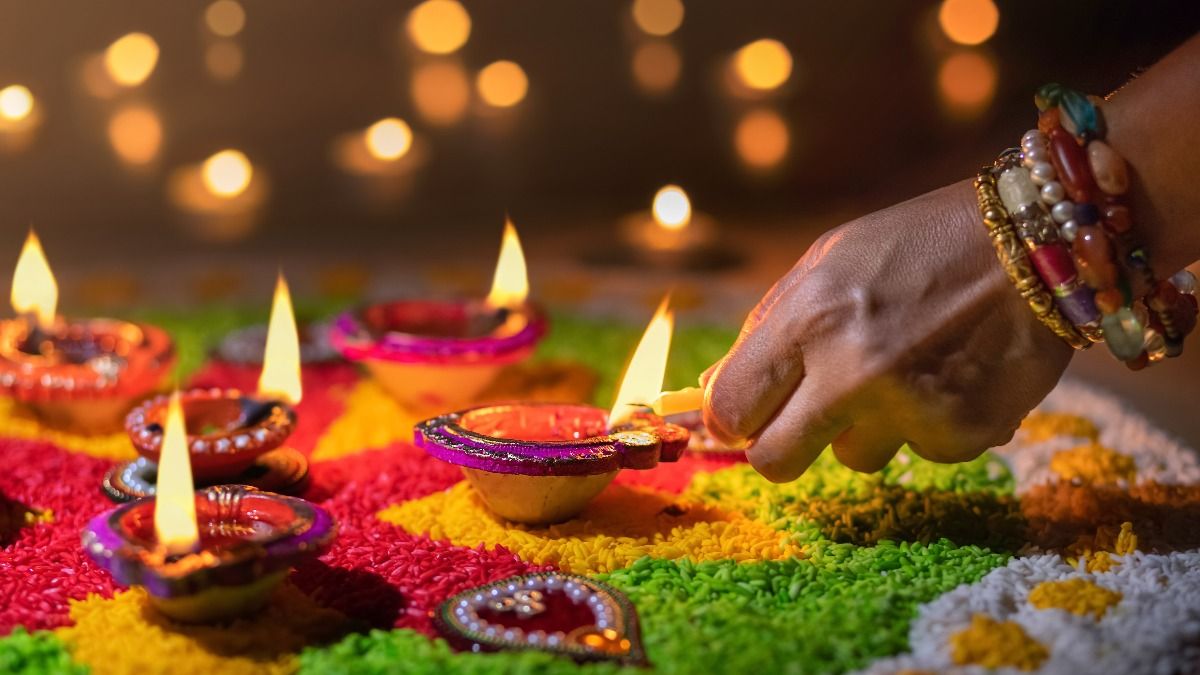 ধনতেরস থেকে ভাইফোঁটা, দীপাবলিতে বাড়িতে সুখ-সমৃদ্ধি আনবে এই ৫ নিয়ম