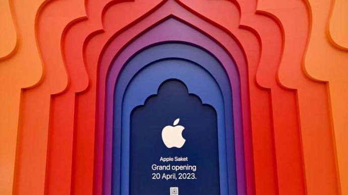 Apple Store in Delhi's Saket Apple Store in Delhi's Saket