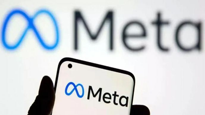 Meta CEO से कर्मचारियों ने बोनस के बारे में पूछा।