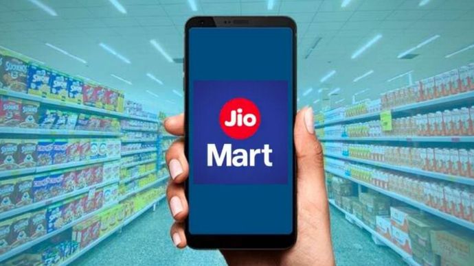 Jiomart से 1 हज़ार से ज्यादा कर्मचारियों की छटनी Jiomart से 1 हज़ार से ज्यादा कर्मचारियों की छटनी
