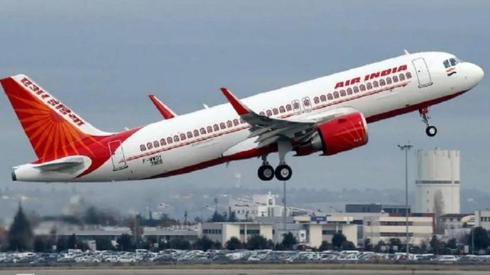 DGCA ने मामले की जांच के बाद उठाया कदम DGCA ने मामले की जांच के बाद उठाया कदम