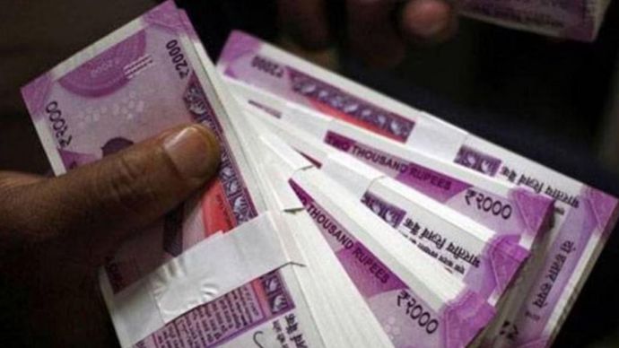 2000 के नोट वापसी के फैसले के बाद सोमवार को बाजार कैसे करेगा रिएक्ट? 2000 के नोट वापसी के फैसले के बाद सोमवार को बाजार कैसे करेगा रिएक्ट?