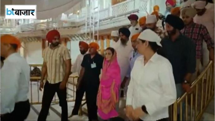 Nita Ambani ने श्री हरमंदिर साहिब में मत्था टेका। Nita Ambani ने श्री हरमंदिर साहिब में मत्था टेका।